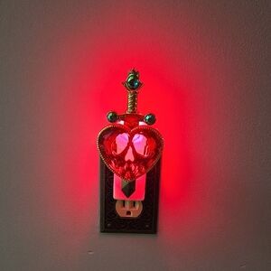 Bath & Body Works Red Heart Night Light Wallflower